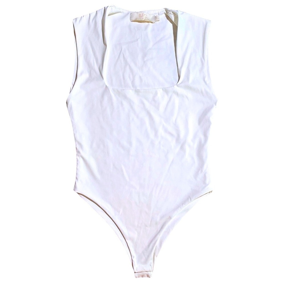 XL L|C Lizette Collection white nylon spandex sleeveless bodysuit square neck
